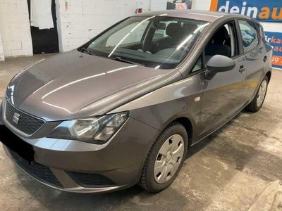 Usado Seat Ibiza Ecomotive 75 HP (55 kW) 2015 Cinzento