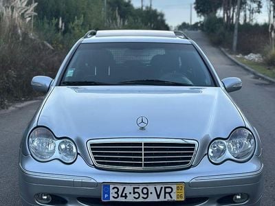 Usado 2002 Mercedes C270 Elegance Sedan | € 4.950