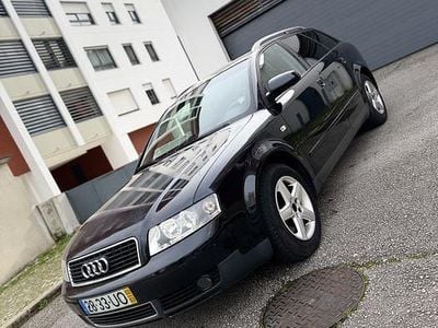 Usado 2002 Audi A4 Sedan | € 3.750 (Bom preço)