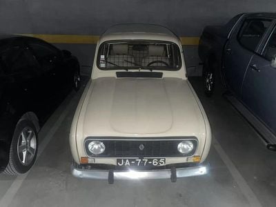 Bege Usado 1985 Renault R4 Carrinha | € 4.750