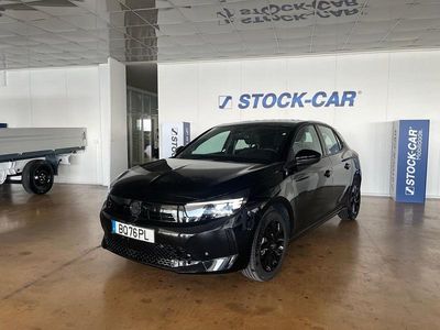 Usado Opel Corsa 100 HP (73 kW) 2025 Preto Citadino