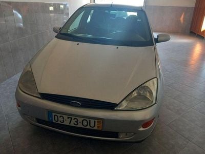 Usado 2000 Ford Focus Sedan | € 1.300 (Preço justo)