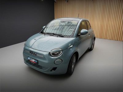 Usado Fiat 500e 42 kW (58 HP) 2021 Azul