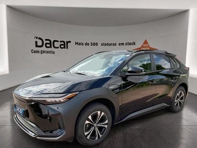 Preto Usado 2024 Toyota bZ4X Team SUV | € 34.499 (Preço justo)