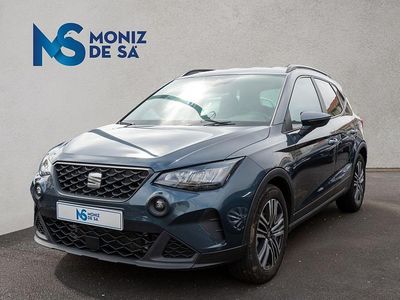Usado Seat Arona Style 95 HP (69 kW) 2023 Cinza SUV