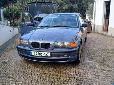 Usado 2000 BMW 320 Sedan | € 6.000 (Caro)