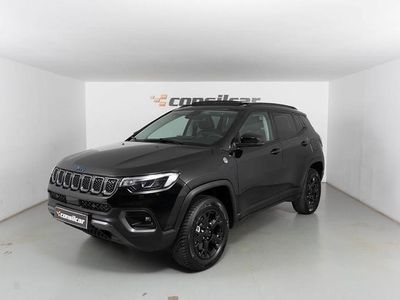 Preto Usado 2022 Jeep Compass Trailhawk SUV | € 27.480 (Preço justo)