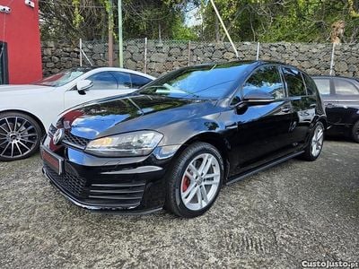 Preto Usado 2015 VW Golf VII GTD Citadino | € 20.900 (Preço elevado)