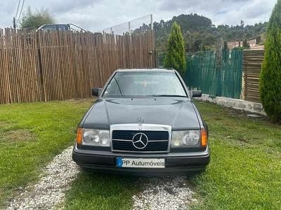 Usado Mercedes E230 132 HP (97 kW) 2004 Preto Coupé