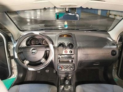 Usado 2006 Chevrolet Aveo Sedan | € 3.500 (Preço justo)