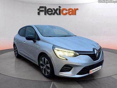 Cinza Usado 2023 Renault Clio V LIMITED | € 14.390 (Bom preço)