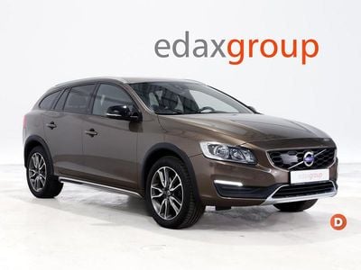 Outra Usado 2017 Volvo V60 CC Carrinha | € 13.840