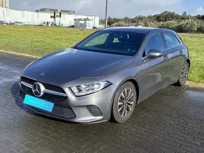 Usado Mercedes A160 109 HP (80 kW) 2022 Cinza