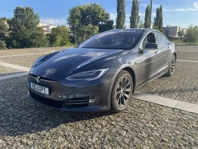 Usado Tesla Model S 244 kW (332 HP) 2018 Cinza Citadino