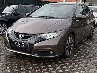 Usado Honda Civic Executive 120 HP (88 kW) 2014 Sedan