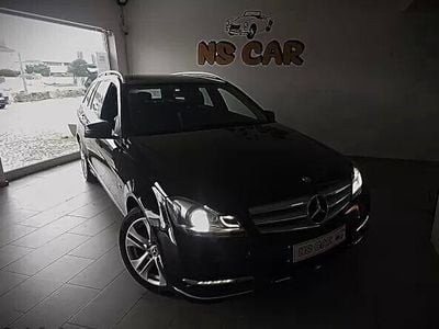 Preto Usado 2012 Mercedes C220 Avantgarde Citadino | € 14.900