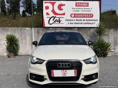 Branco Usado 2011 Audi A1 S-Line Citadino | € 12.500