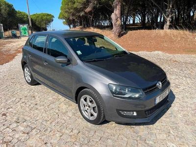 Cinzento Usado 2009 VW Polo Citadino | € 8.250 (Caro)