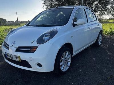 Usado 2004 Nissan Micra Sedan | € 1.950