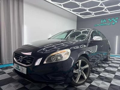 Usado Volvo S60 R-Design 115 HP (84 kW) 2011 Preto Sedan