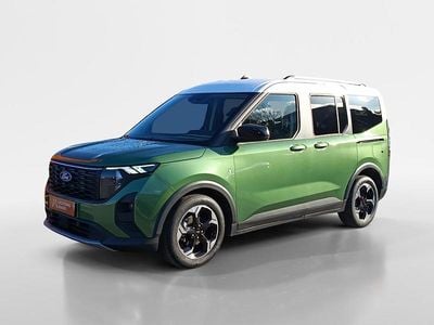 Verde Usado 2025 Ford Tourneo Courier Monovolume | € 23.535 (Preço justo)