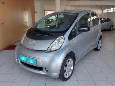 Usado Peugeot iON 49 kW (67 HP) 2015 Cinzento Citadino