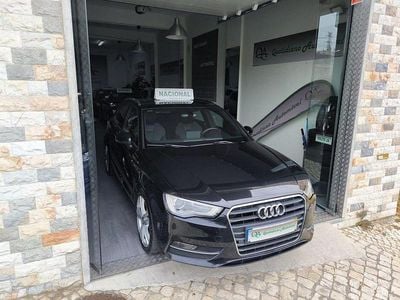 Usado Audi A3 Sportback S-Line 150 HP (110 kW) 2013 Preto Citadino