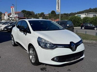 Branco Usado 2017 Renault Clio IV Dynamique | € 9.980 (Preço justo)