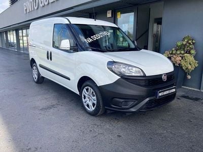 Usado Fiat Doblò 95 HP (69 kW) 2020 Branco