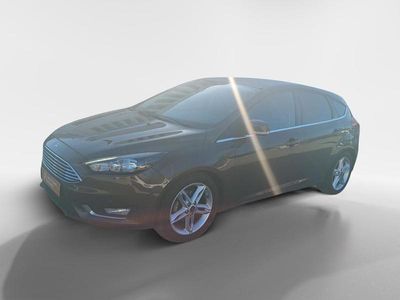 Castanho Usado 2015 Ford Focus Titanium Sedan | € 10.065 (Preço elevado)