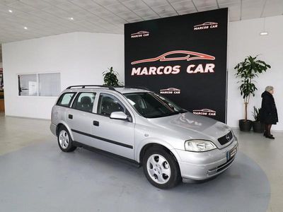 Usado Opel Astra Club 75 HP (55 kW) 2001 Cinzento Carrinha