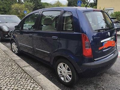 Usado 2004 Lancia Musa Monovolume | € 2.100