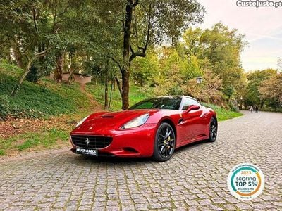 Vermelho Usado 2012 Ferrari California Cabrios | € 107.500