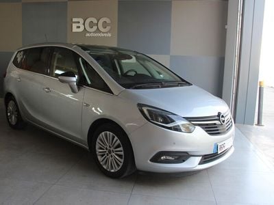 Cinza Usado 2018 Opel Zafira Innovation Monovolume | € 17.290 (Preço elevado)