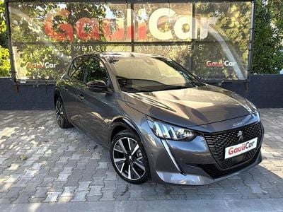 Cinzento Usado 2021 Peugeot 208 GT-line Citadino | € 17.390 (Preço justo)