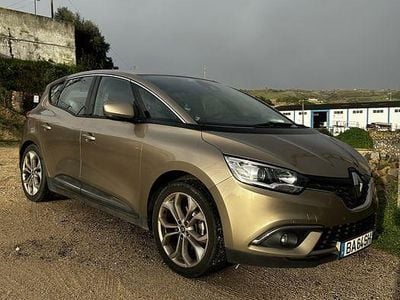 Usado 2018 Renault Scénic IV Business Monovolume | € 12.750 (Bom preço)