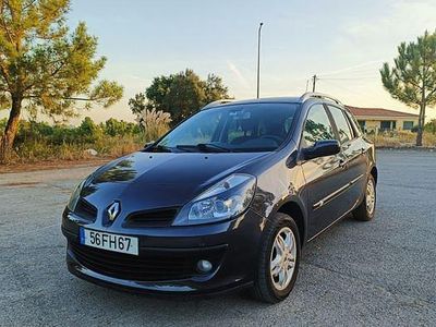 Usado 2008 Renault Clio II Sedan | € 4.750 (Preço justo)