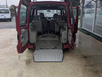 Usado Renault Kangoo 81 HP (59 kW) 2005 Vermelho Carrinha