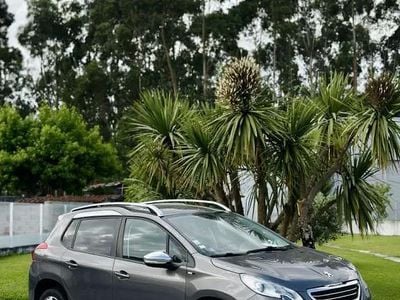 Cinza Usado 2014 Peugeot 2008 Style SUV | € 10.800 (Caro)