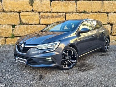 Usado Renault Mégane IV Intens 115 HP (84 kW) 2022 Cinza