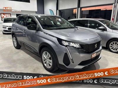 Cinzento Usado 2022 Peugeot 3008 Active SUV | € 19.900 (Preço justo)