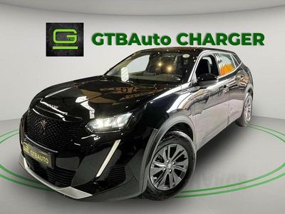 Usado Peugeot e-2008 Active 100 kW (136 HP) 2022 Preto SUV