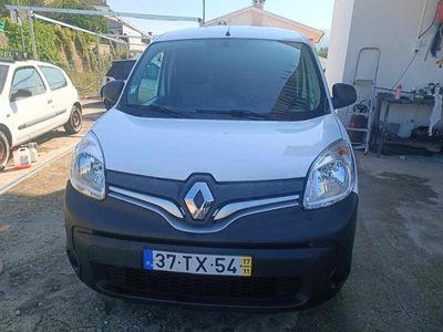 Branco Usado 2017 Renault Kangoo Monovolume | € 11.950 (Preço elevado)