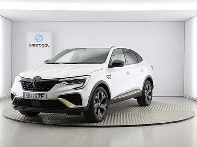 Branco Usado 2023 Renault Arkana Engineered SUV | € 32.490
