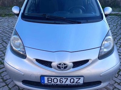 Cinzento Usado 2006 Toyota Aygo Citadino | € 2.500 (Preço justo)