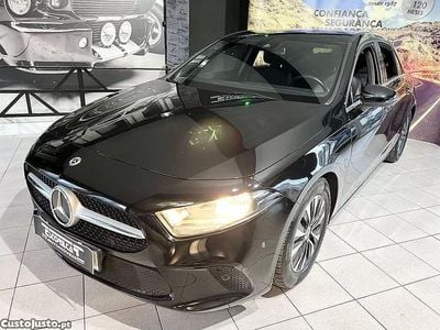 Usado Mercedes A180 Style 136 HP (100 kW) 2020 Preto Citadino