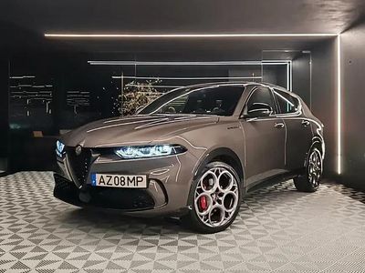Cinzento Usado 2023 Alfa Romeo Tonale Edizione Speciale SUV | € 28.750 (Preço justo)