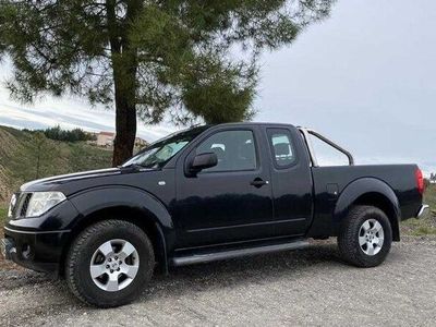 usado Nissan Navara 2.5 D40 174cv