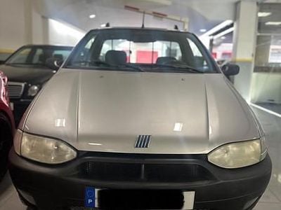 Usado Fiat Strada 69 HP (50 kW) 1999 Cinza Pickup