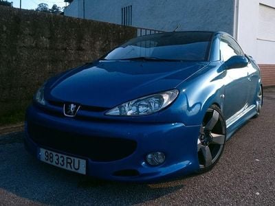 Usado Peugeot 206 CC 120 HP (88 kW) 2003 Cabrios